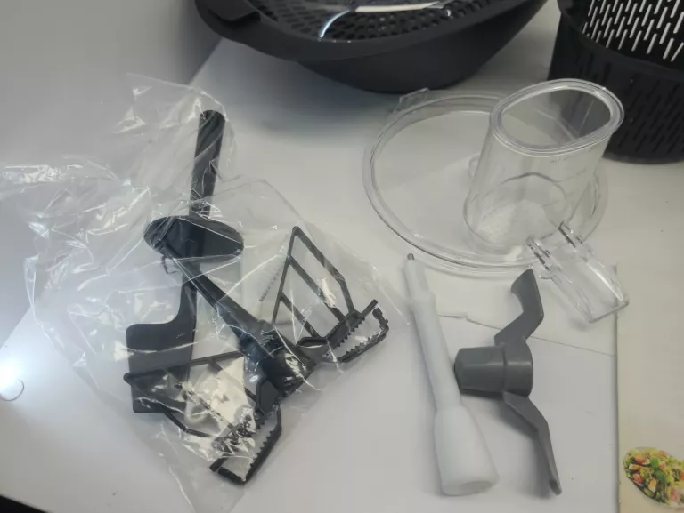 robot-kuchenny-werwe-touch-cooker-kolor-dominujacy-czarny