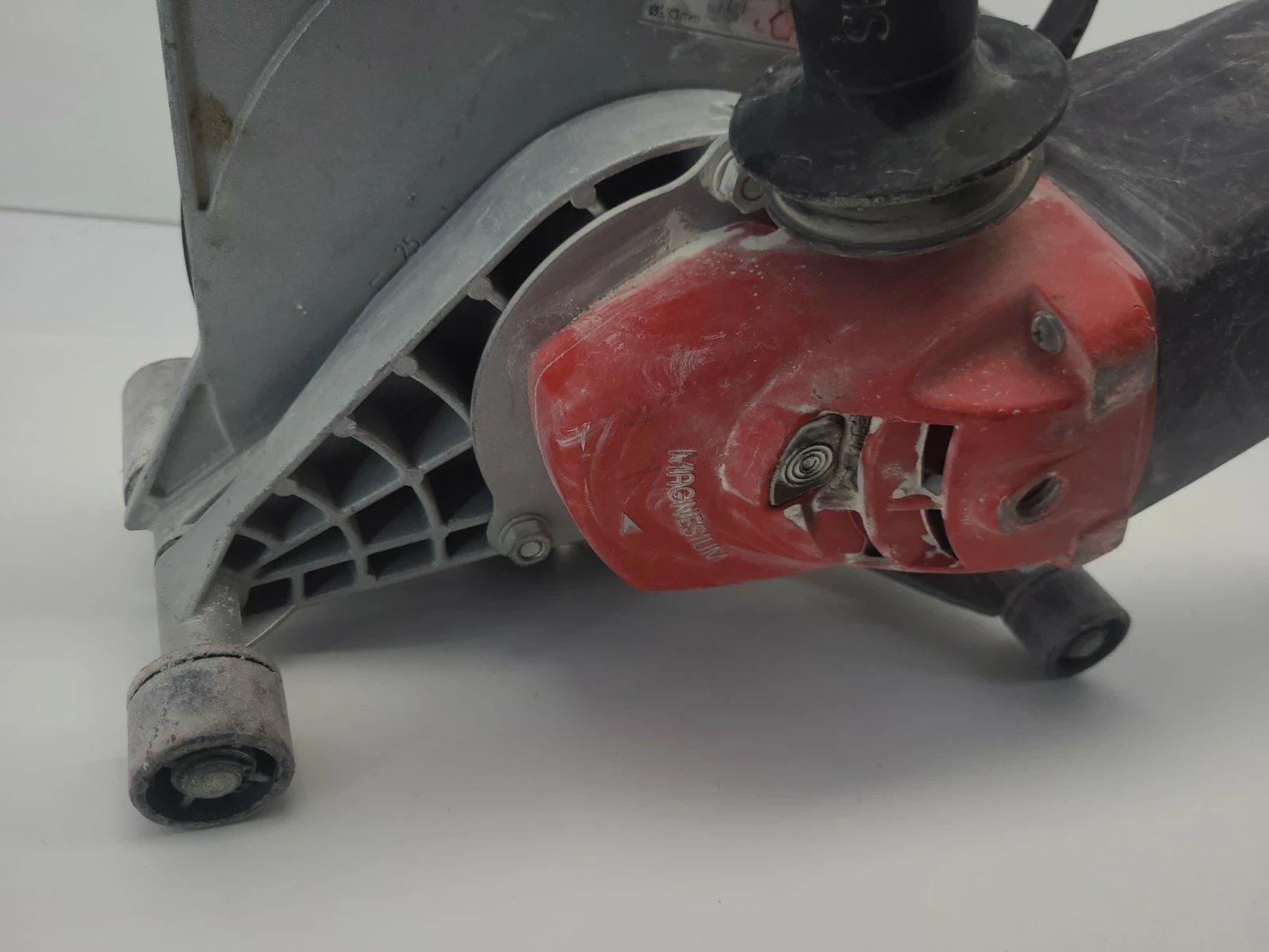 sparky-fk6524-bruzdownica-230mm-2400w-maksymalna-szerokosc-ciecia-40