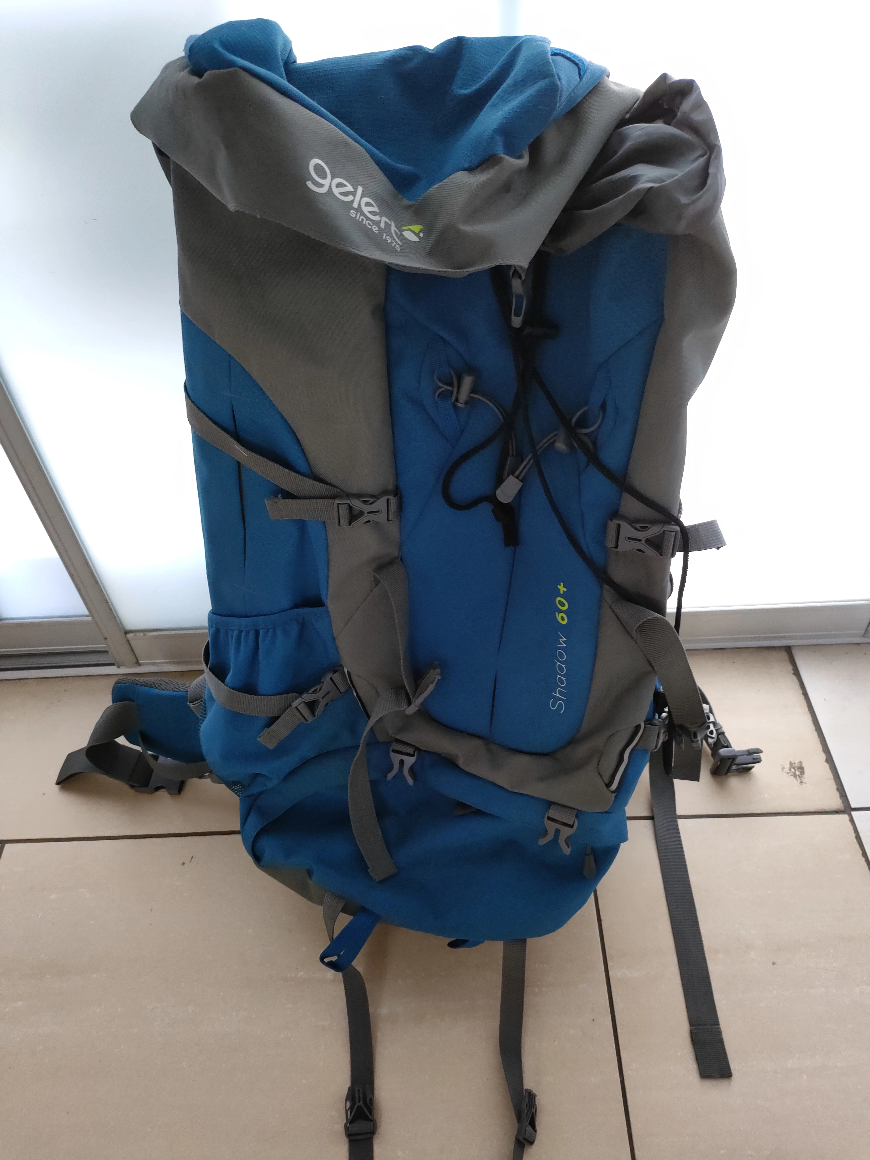 Gelert shadow clearance 60l