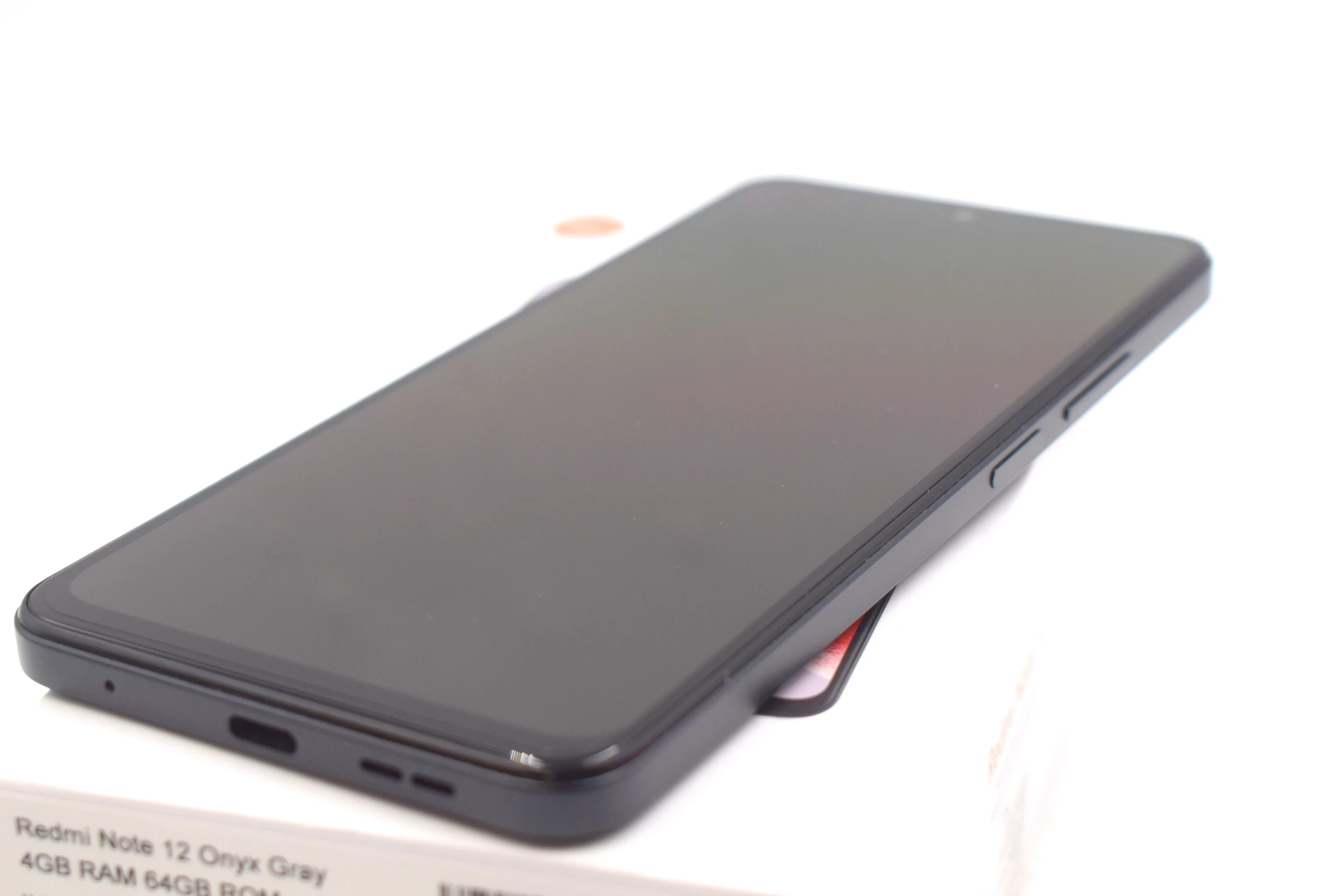 xiaomi-redmi-note-12-644gb-pudelko2x-case-kod-producenta-6941812717042