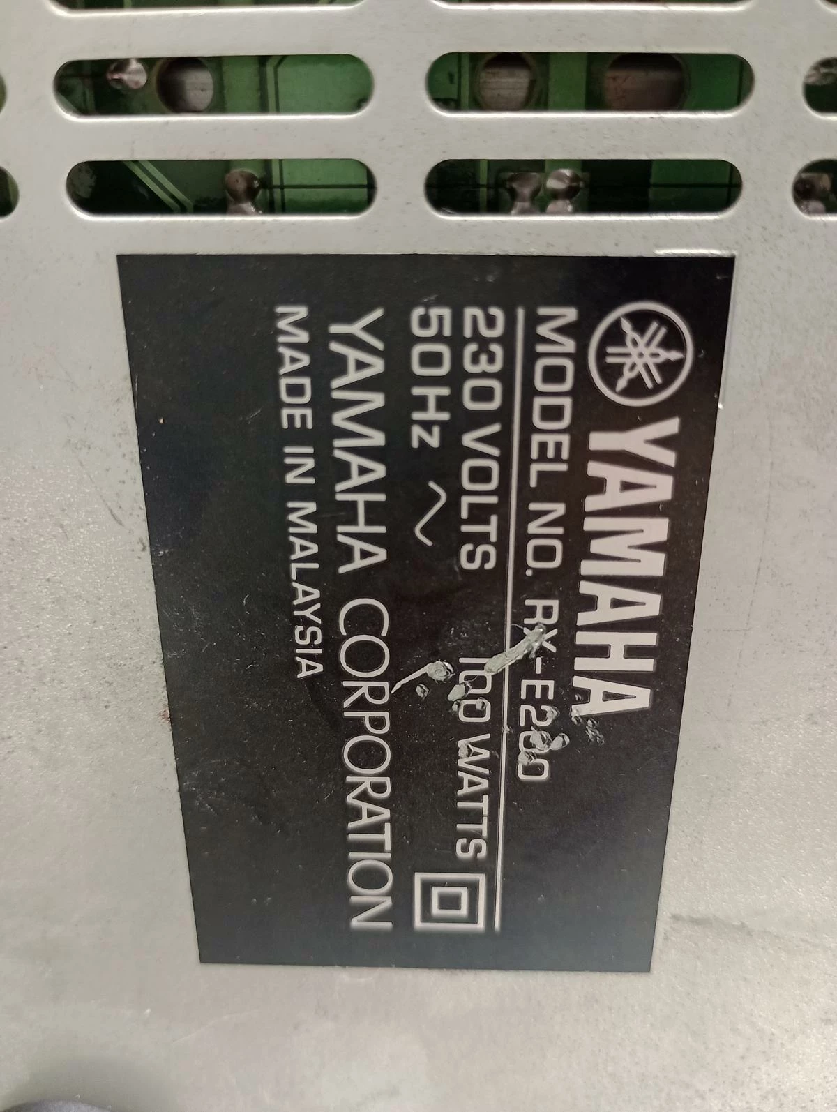 yamaha-pianocraft-rx-e200-amplituner-stereo-21-ean-gtin-4552471350987