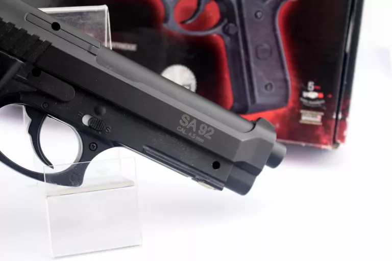 BERETTA SA P92 SWISS ARMS WIATRÓWKA 4.5 MM ZESTAW