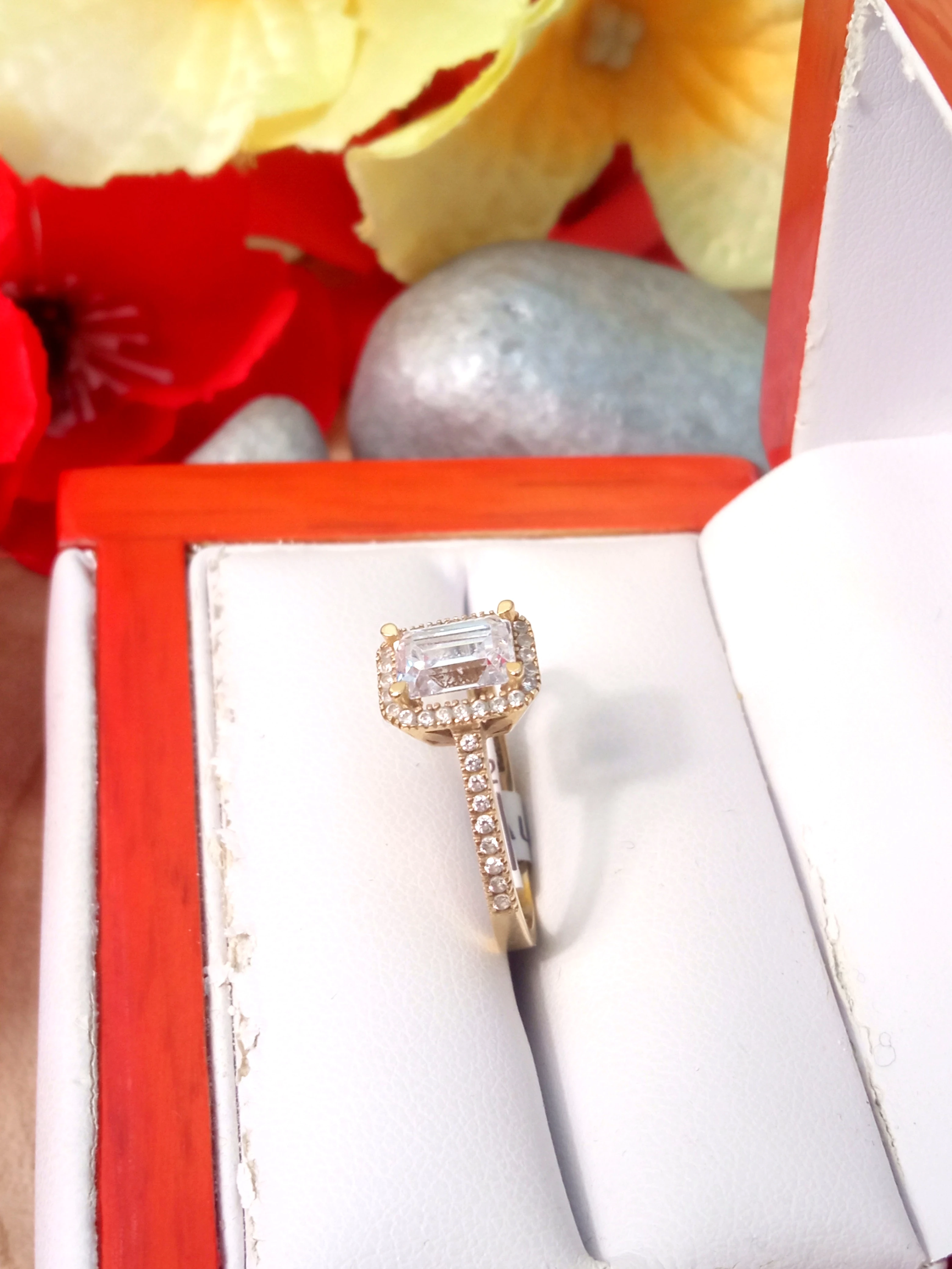 zloty-pierscionek-prostokat-248gr-pr-585-yes-stan-uzywany