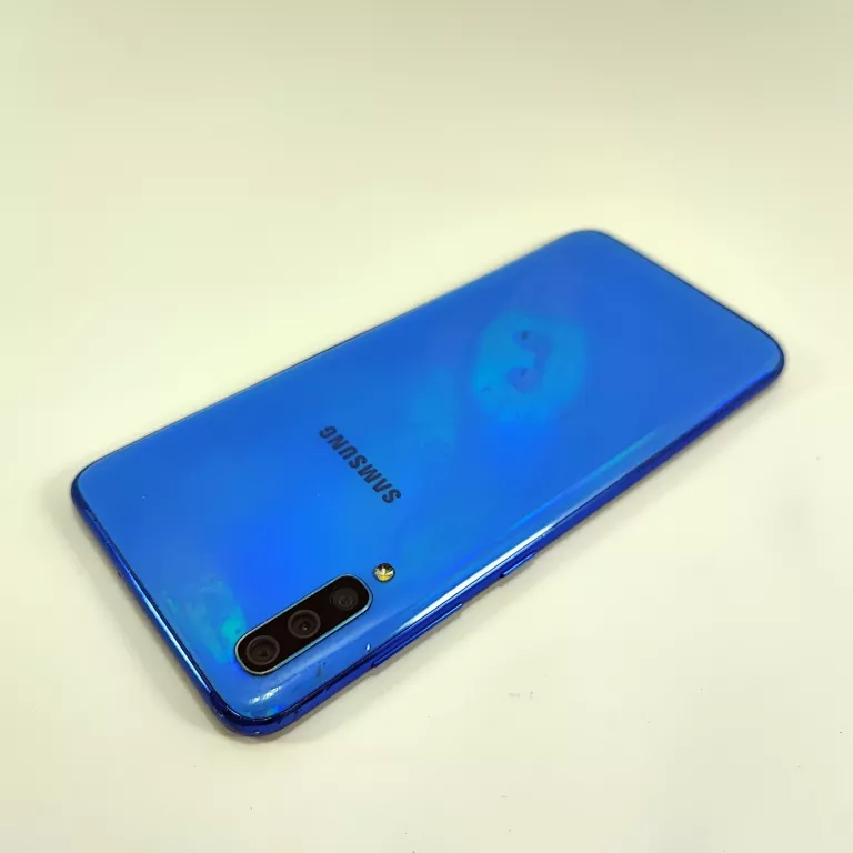 SAMSUNG GALAXY A70 USZKODZONY