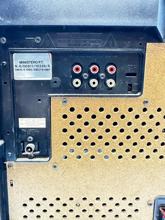 WIEŻA PHILIPS AS501 + KOLUMNY (BRAK PILOTA)