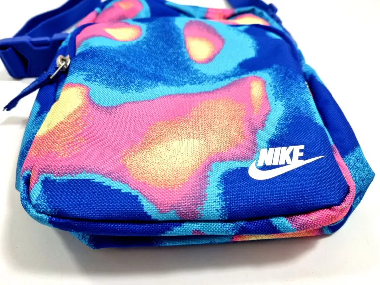 TOREBKA NA RAMIĘ NIKE HERITAGE DR6251