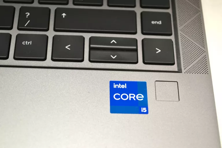 hp-zbook-firefly-14-g8-i5-8256gb-komplet-typ-dysku-twardego-128550-2