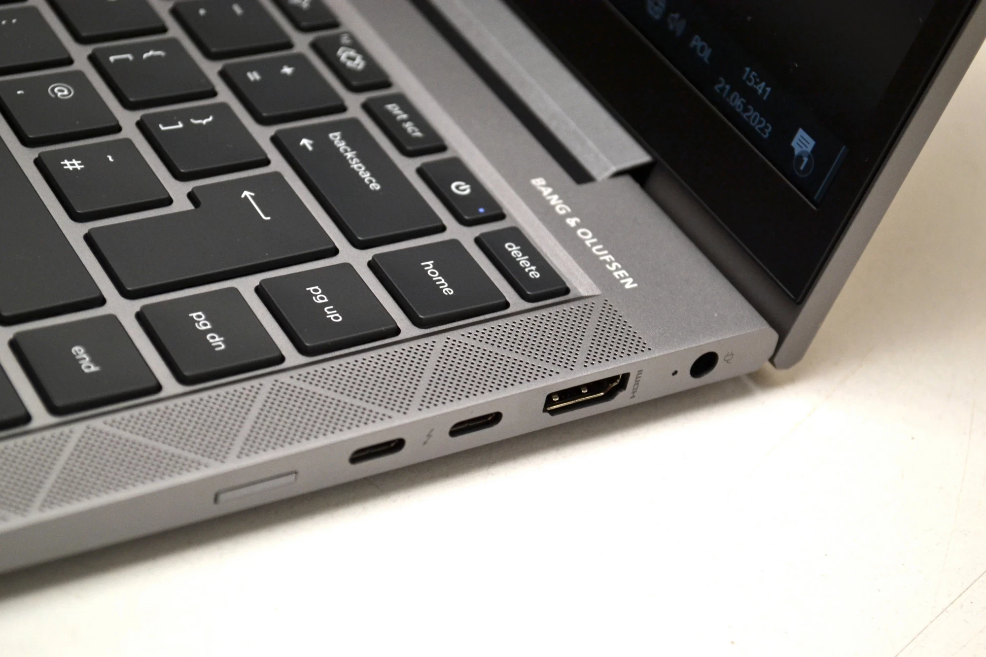 hp-zbook-firefly-14-g8-i5-8256gb-komplet-wielkosc-pamieci-ram-200941-2185