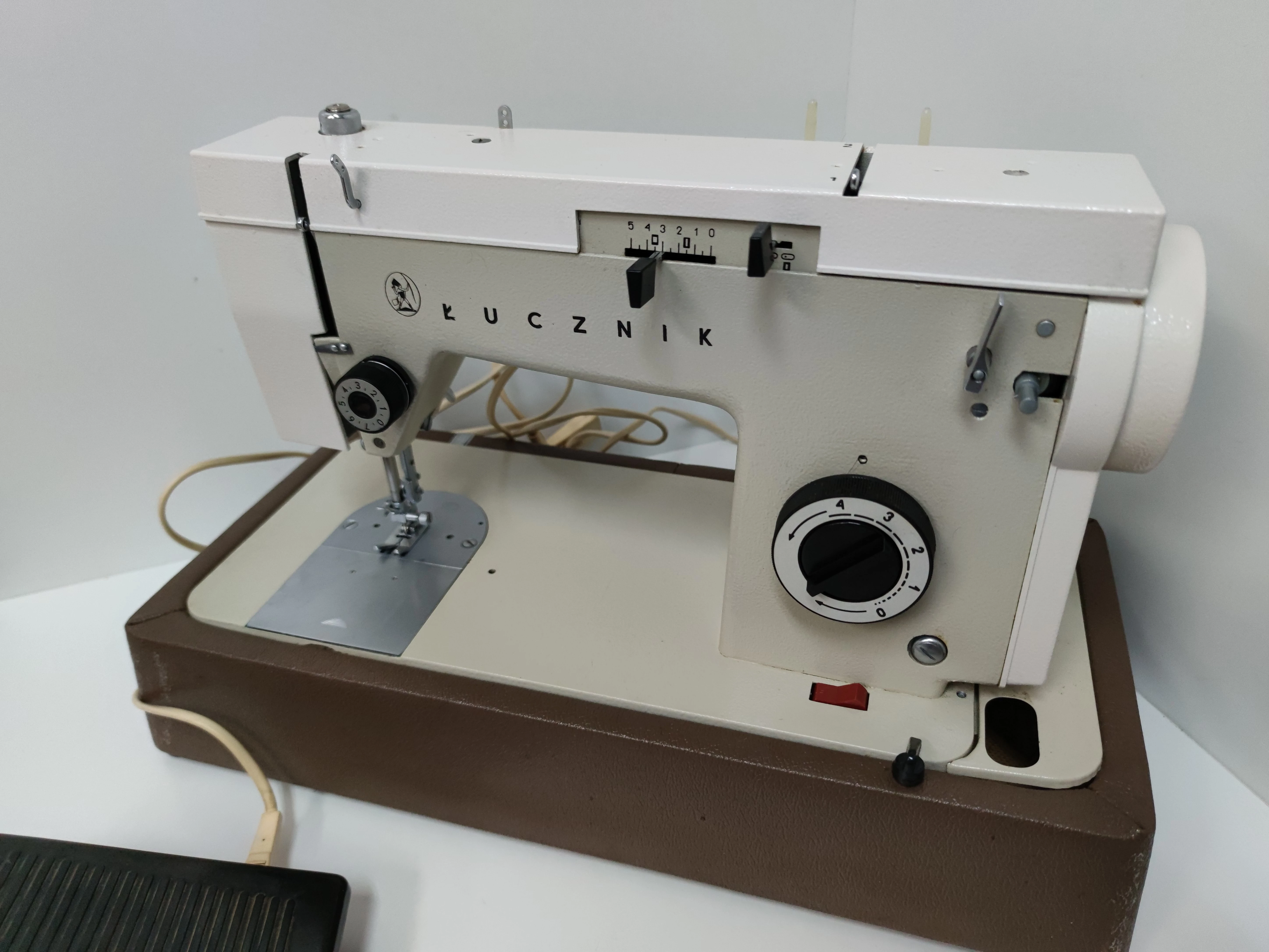 maszyna-do-szycia-lucznik-723-kod-producenta-l-everyday