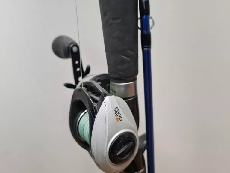 WĘDKA ABU GARCIA VOLATILE PIKE + REVO4 STX-L