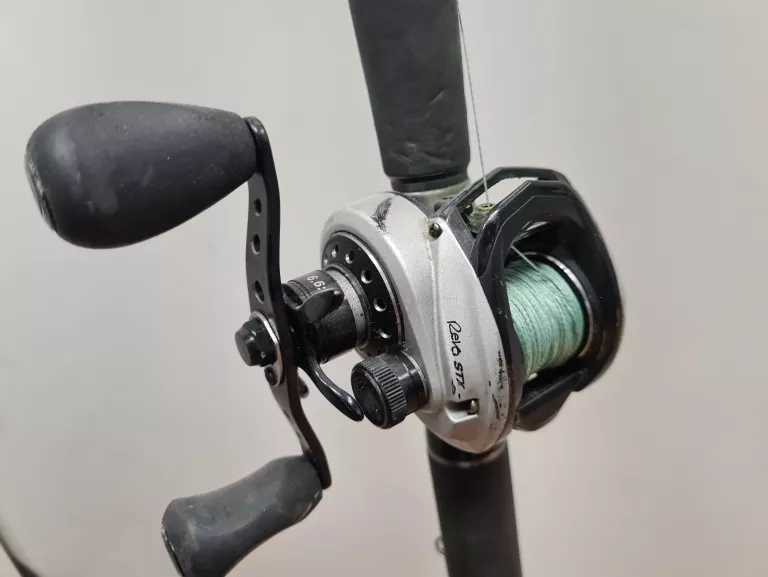 WĘDKA ABU GARCIA VOLATILE PIKE + REVO4 STX-L