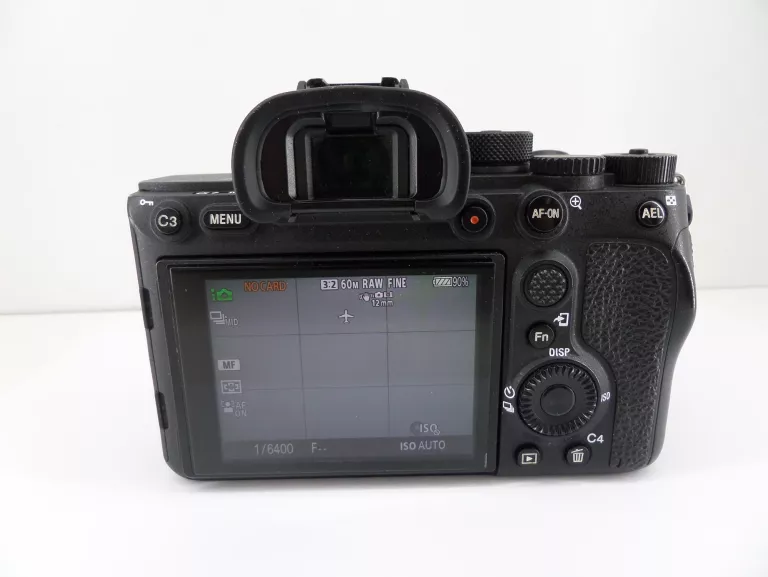 APARAT CYFROWY SONY A7R IV BODY