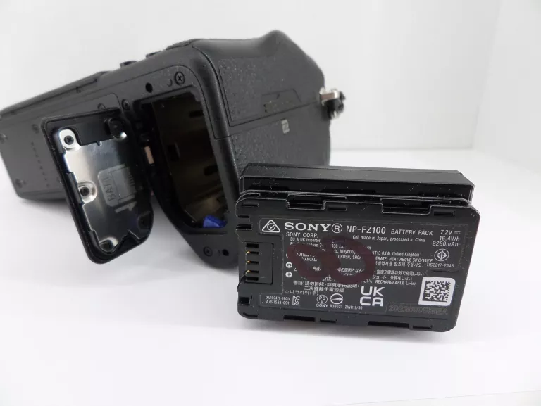 APARAT CYFROWY SONY A7R IV BODY