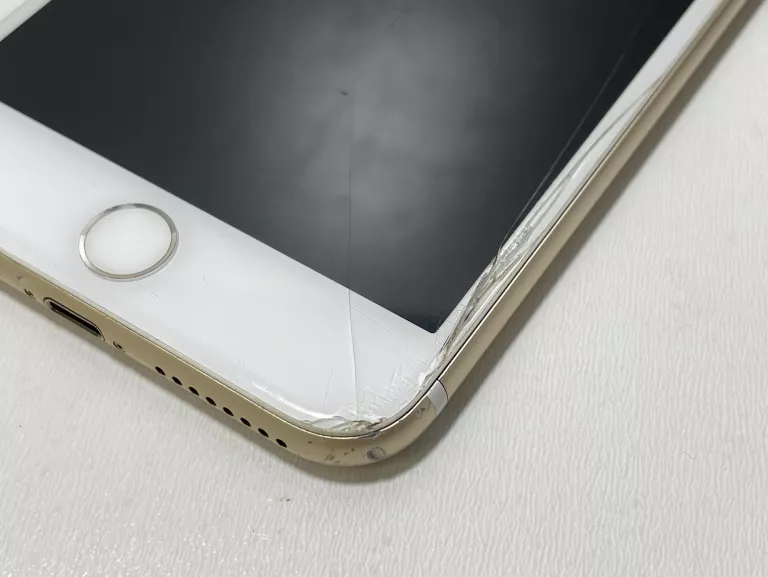 telefon-apple-iphone-7-plus-32gb-pekniety-przekatna-ekranu-55