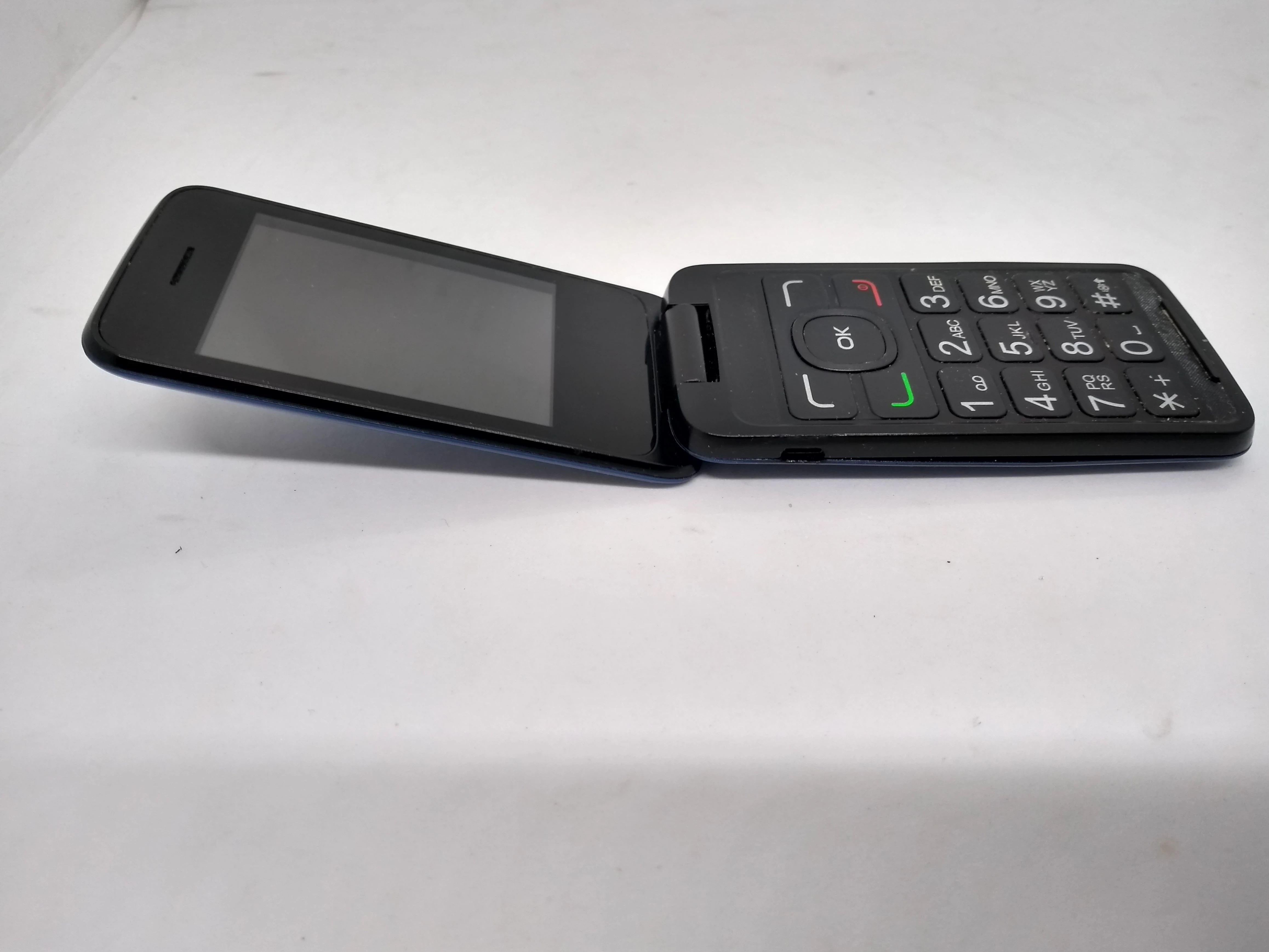 telefon-komorkowy-alcatel-3025x-klapka-typ-telefon-komorkowy