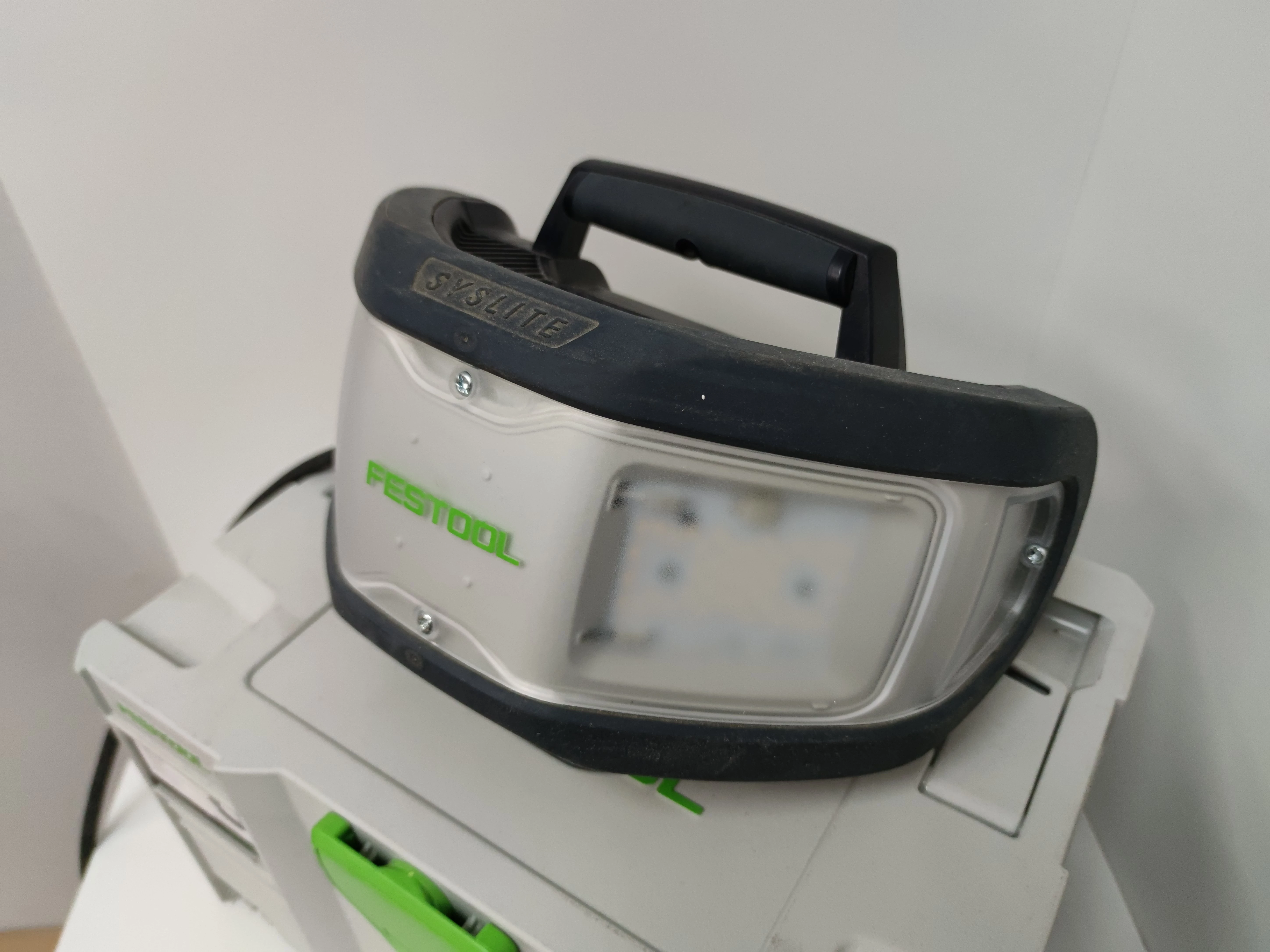 lampa-festool-syslite-duo-plus-product-id-1aff2fca-047a-4c25-b3f2-52bd26acb026