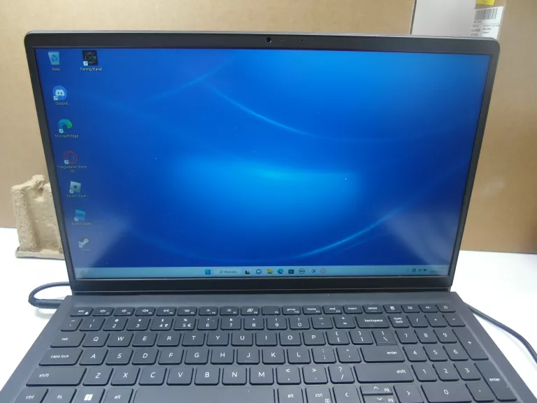 LAPTOP DELL VOSTRO 3510 I3/ 8GB RAM/ 256GB SSD