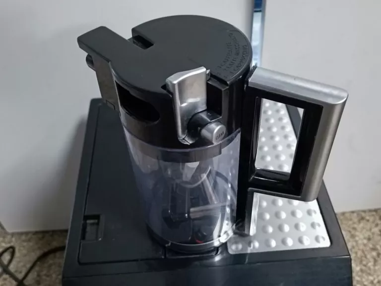 EKSPRES DE LONGHI PERFECTA ESAM 5500
