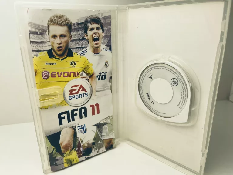 GRA PSP FIFA 11