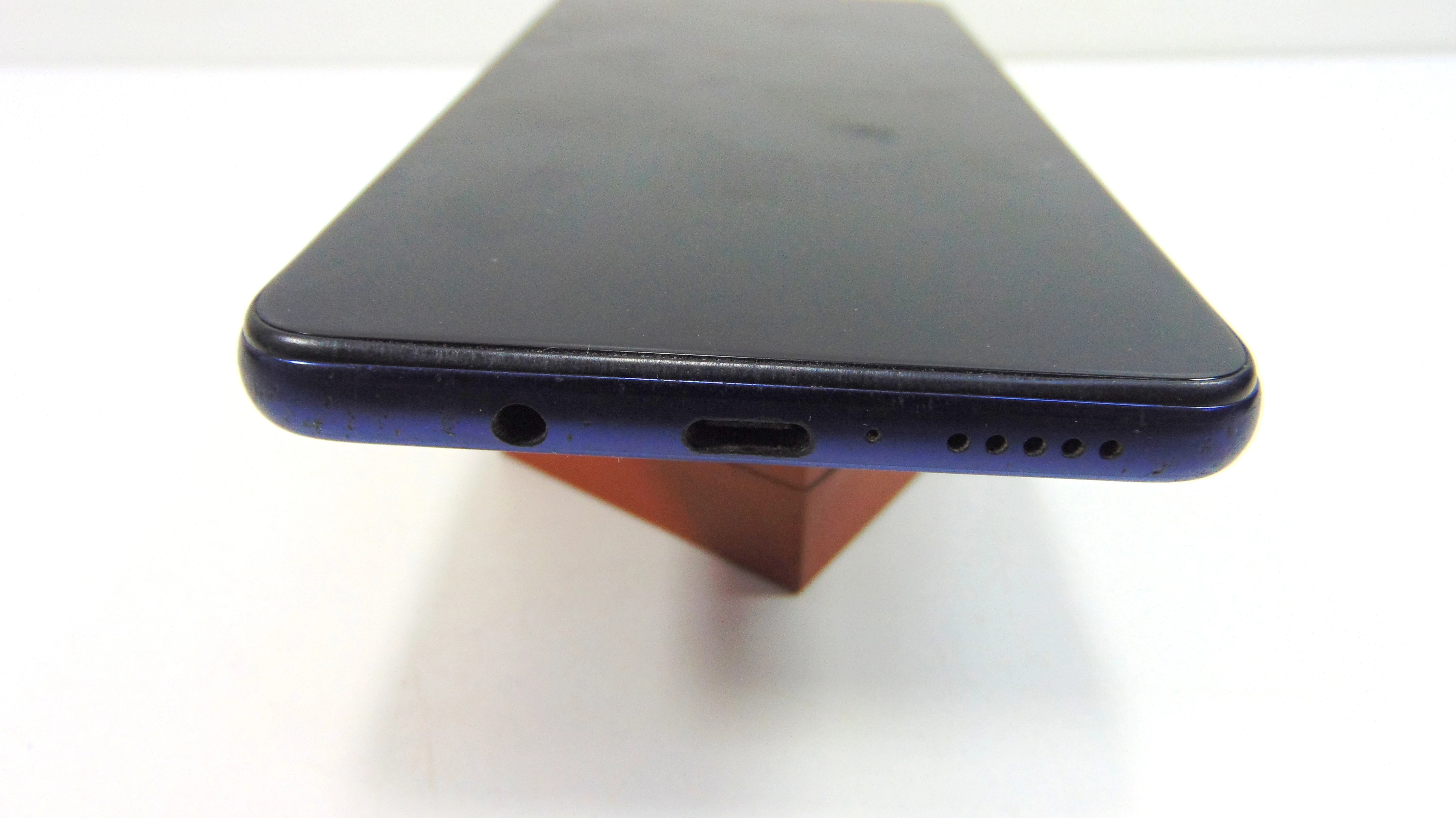 telefon-xiaomi-mi-10t-lite-6128gb-ean-gtin-6941059651826