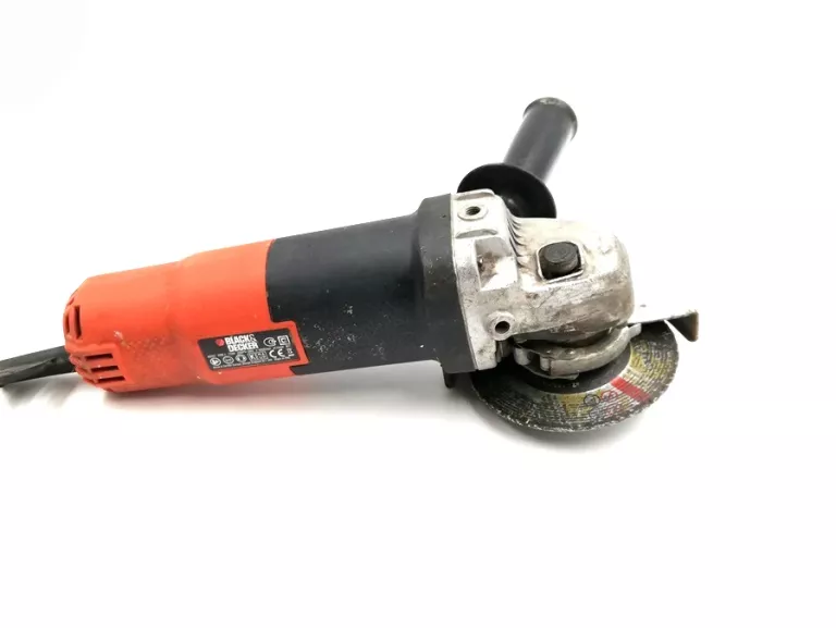 SZLIFIERKA KĄTOWA BLACK DECKER KG 701/ 710W