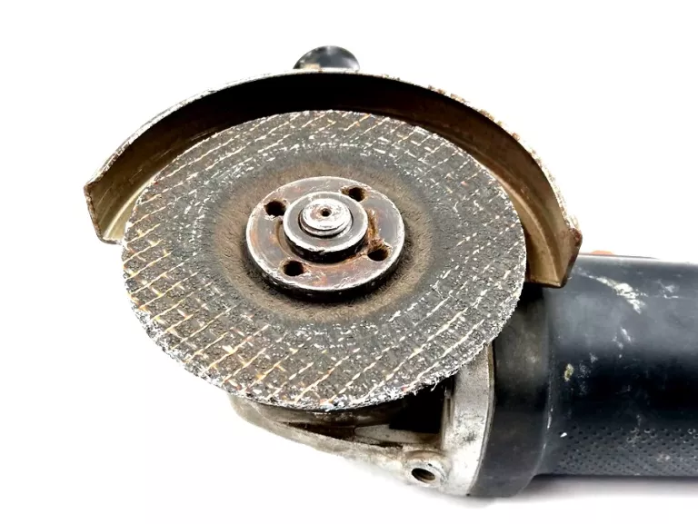 SZLIFIERKA KĄTOWA BLACK DECKER KG 701/ 710W