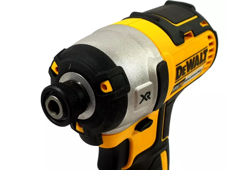 ZESTAW ELEKTRONARZĘDZI DEWALT DCK422P3