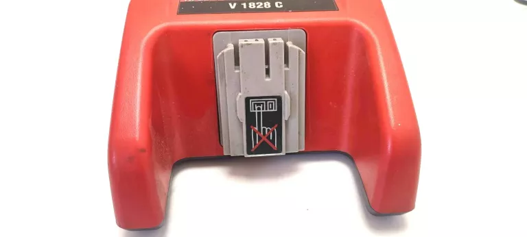 MILWAUKEE V1828C ŁADOWARKA NICD LI-ION 18-28V 3,5