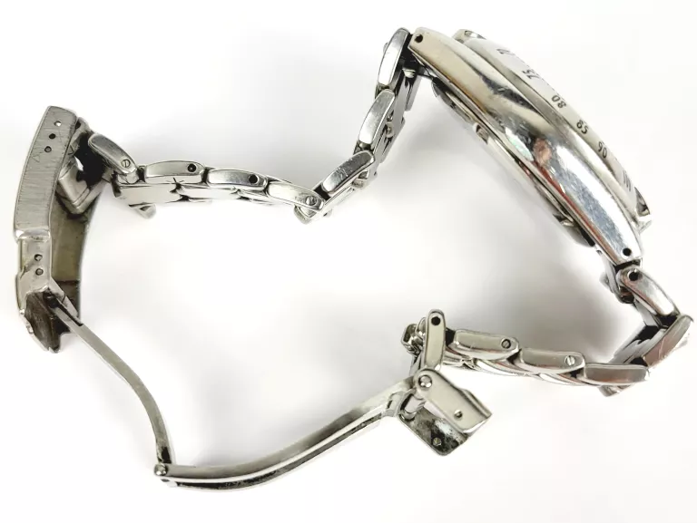 zegarek-tissot-pr200-poluzowane-zapiecie-rodzaj-analogowe