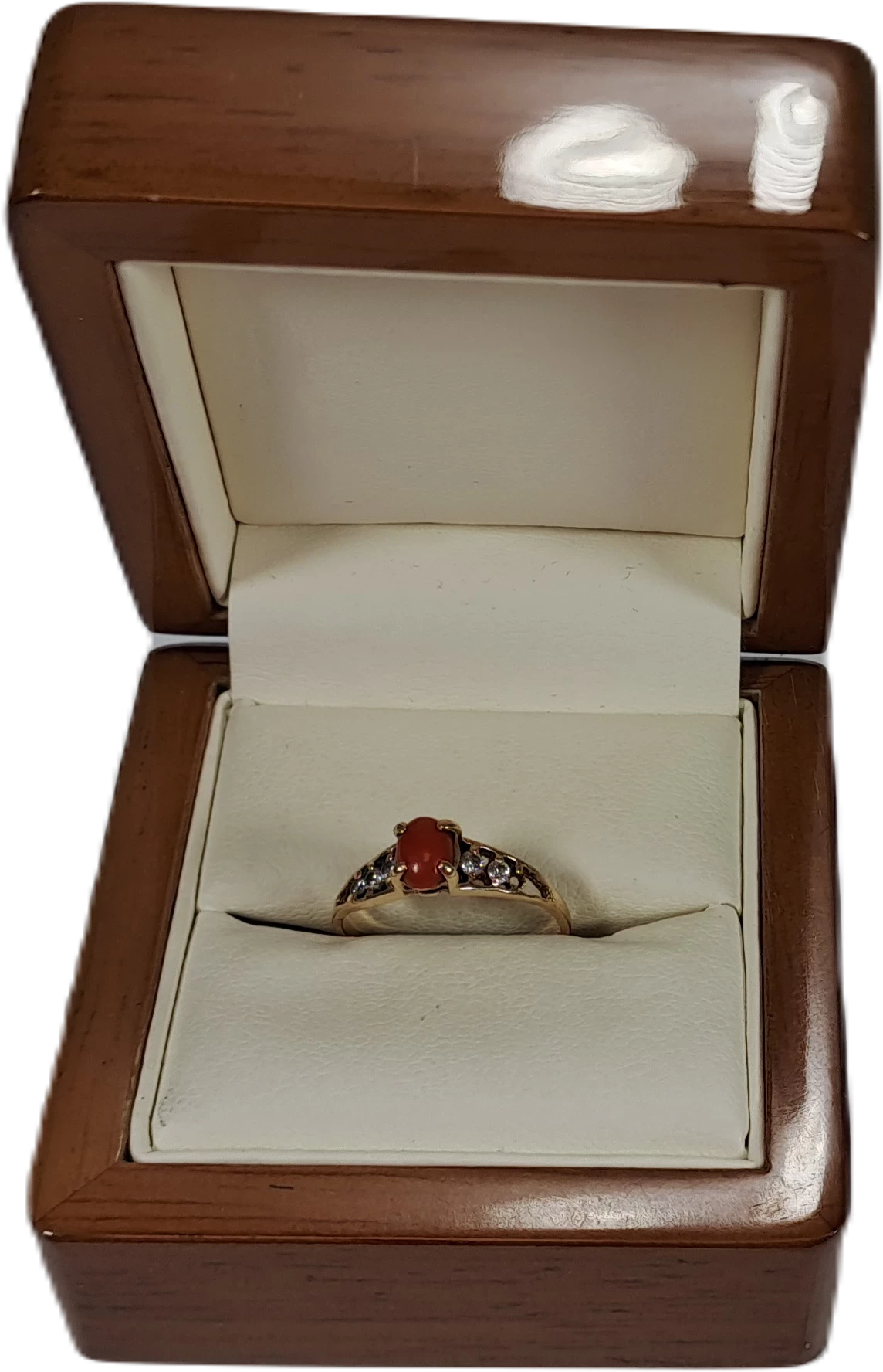 vintage-zloty-pierscionek-w-retro-stylu-142g-585-cechy-brak