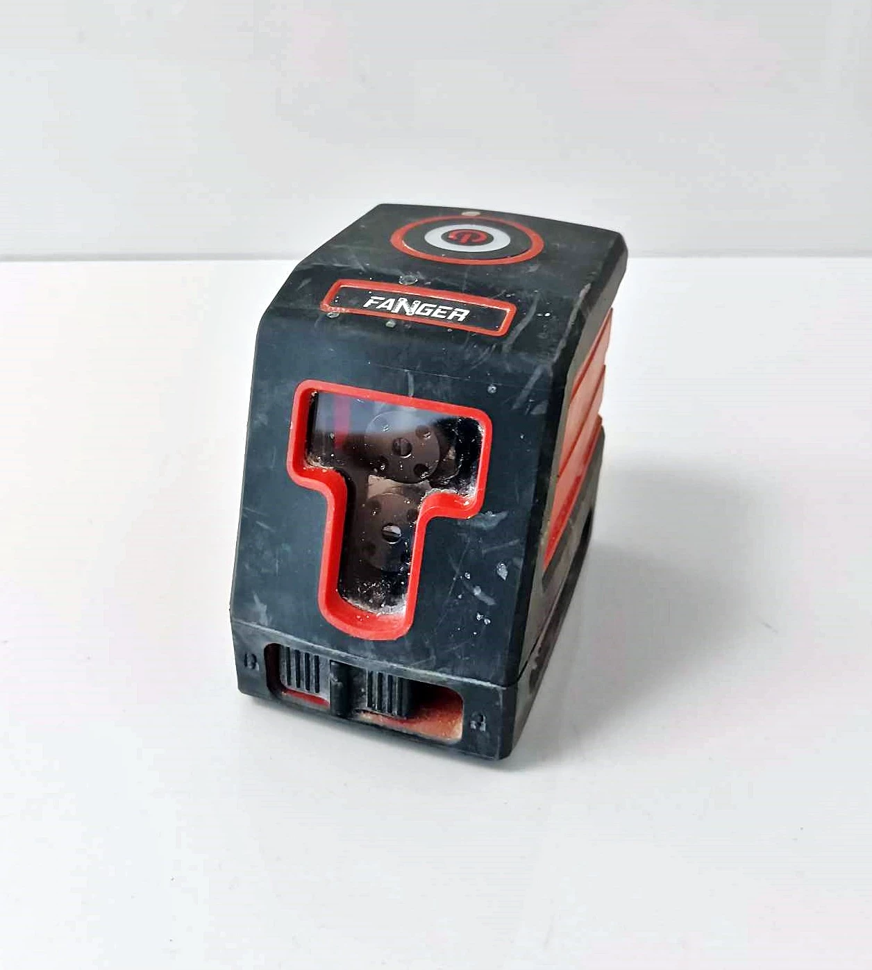 POZIOMICA LASEROWA FANGER LASER CUBE Lasery krzyżowe Loombard.pl