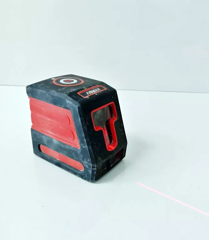 POZIOMICA LASEROWA FANGER LASER CUBE Lasery krzyżowe Loombard.pl