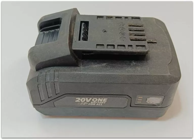 akumulator-myproject-20v-pudelko-napiecie-v-20-v