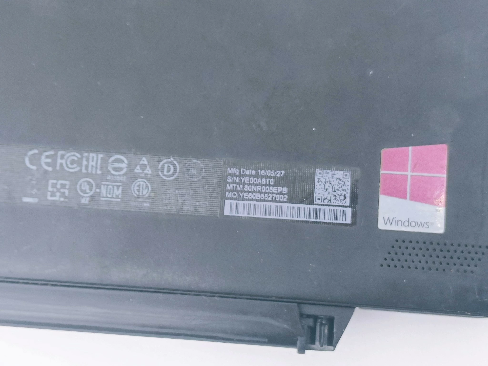 tablet-lenovo-miix-300-10iby-nie-trzyma-bateria-kod-producenta-za4g0116pl