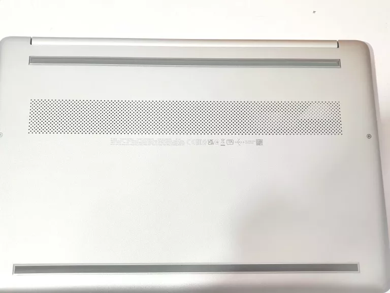 laptop-hp-15s-eq2470nw-8gb512gb-ssdamd-ryzen-3-liczba-rdzeni-procesora-4