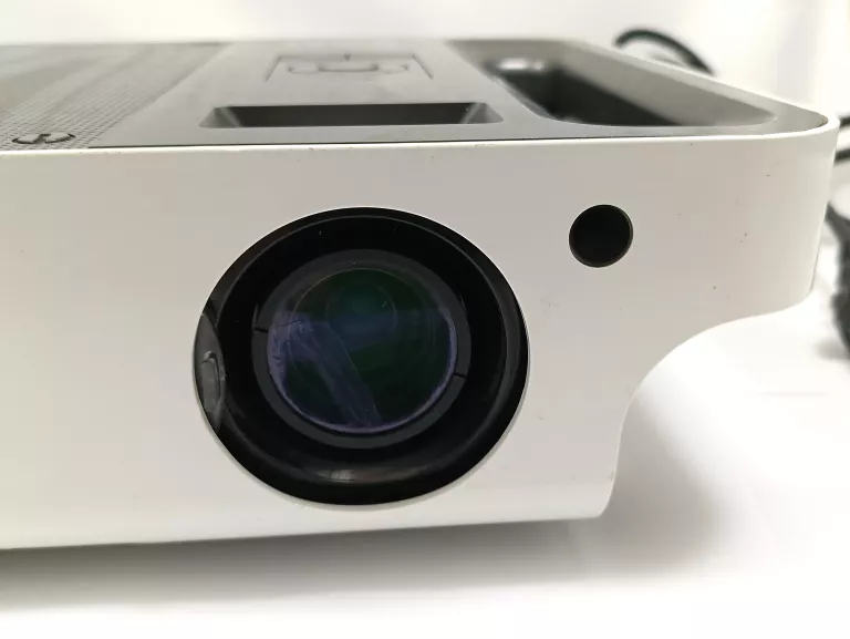 PROJEKTOR BENQ SP820