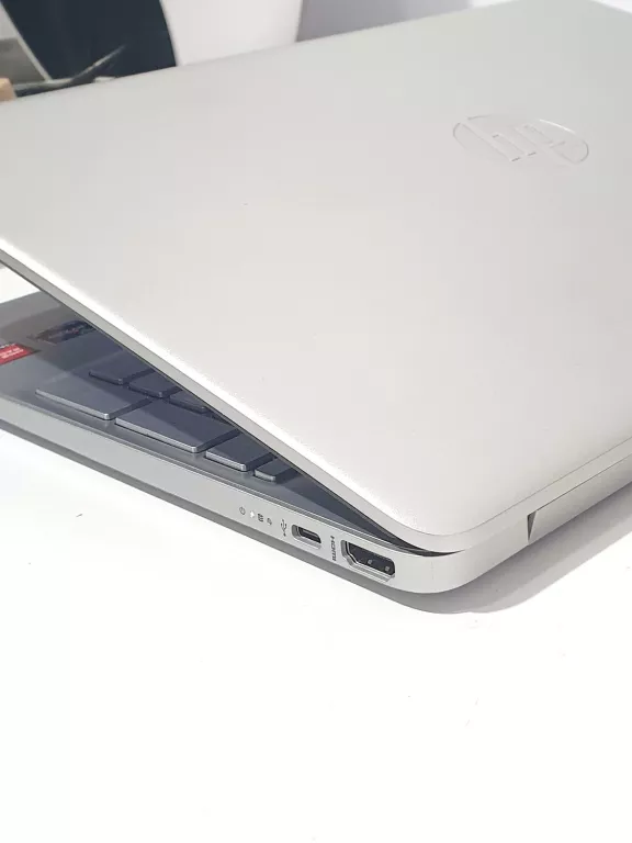 laptop-hp-15s-eq2470nw-8gb512gb-ssdamd-ryzen-3-rozdzielczosc-px-1920-x-1080