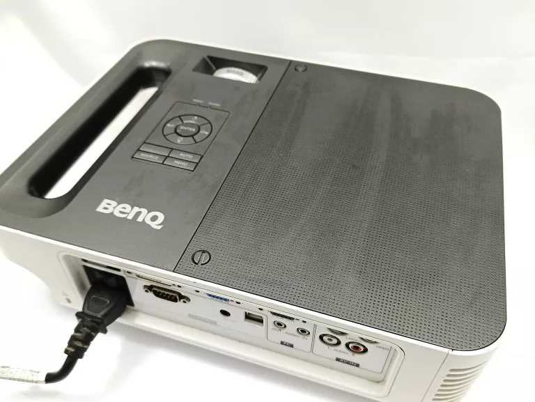 PROJEKTOR BENQ SP820