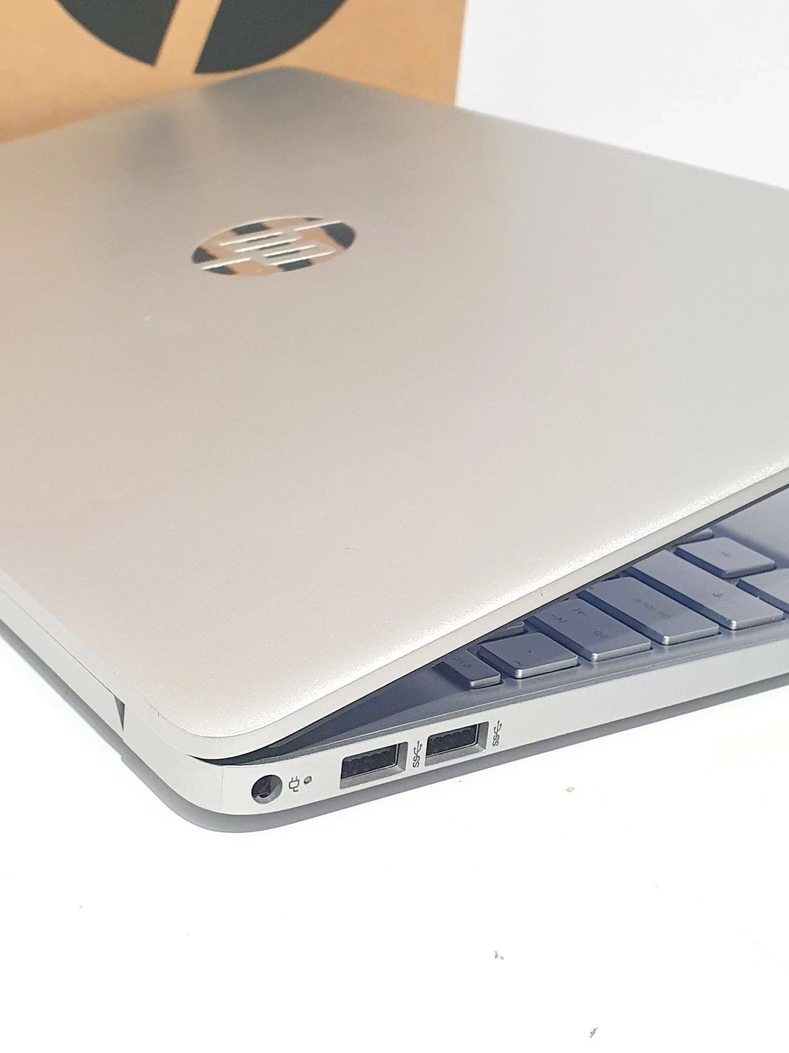 laptop-hp-15s-eq2470nw-8gb512gb-ssdamd-ryzen-3-seria-procesora-amd-ryzen-3