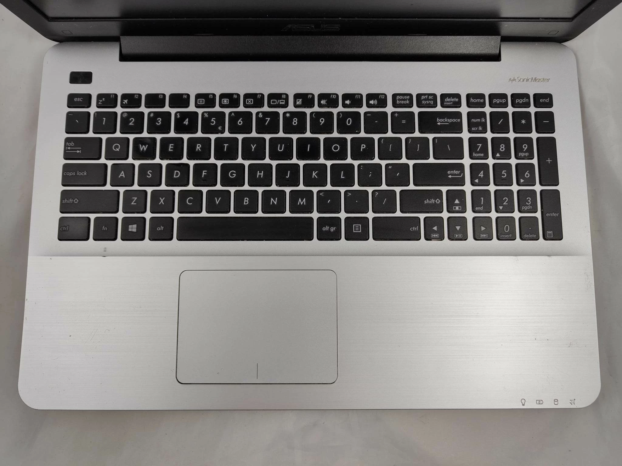 laptop-asus-r556l12gbi51tb-stan-uzywany