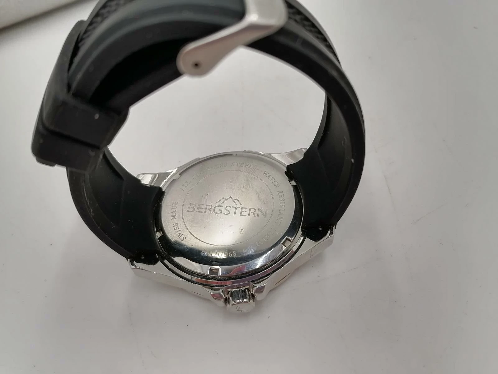 zegarek-meski-bergstern-b012g068-mechanizm-kwarcowy