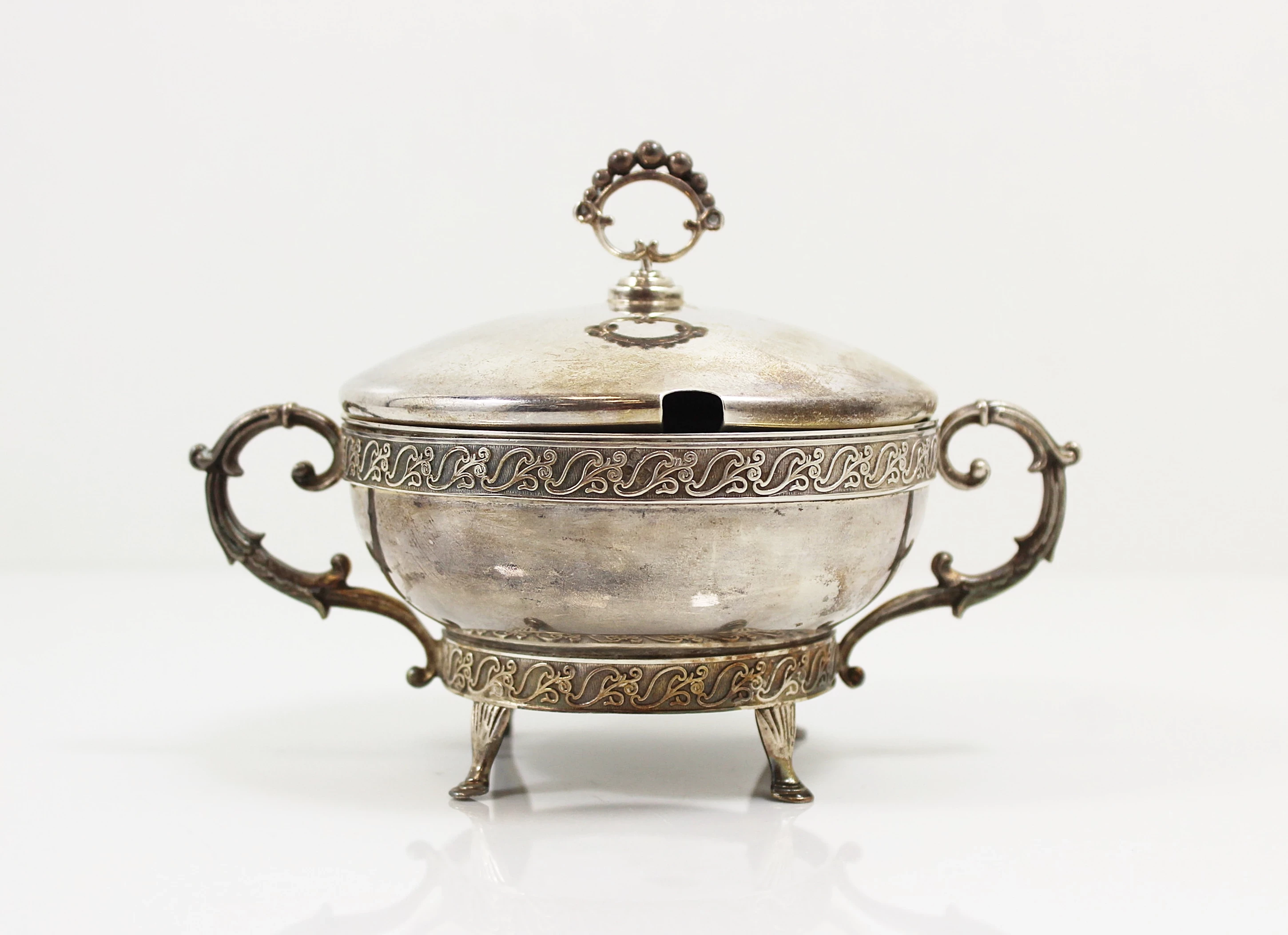 srebrna-cukiernica-z-lyzeczka-proba-925-25046g-marszalkowska-60-warszawa