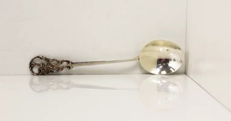 srebrna-cukiernica-z-lyzeczka-proba-925-25046g-waga-25046