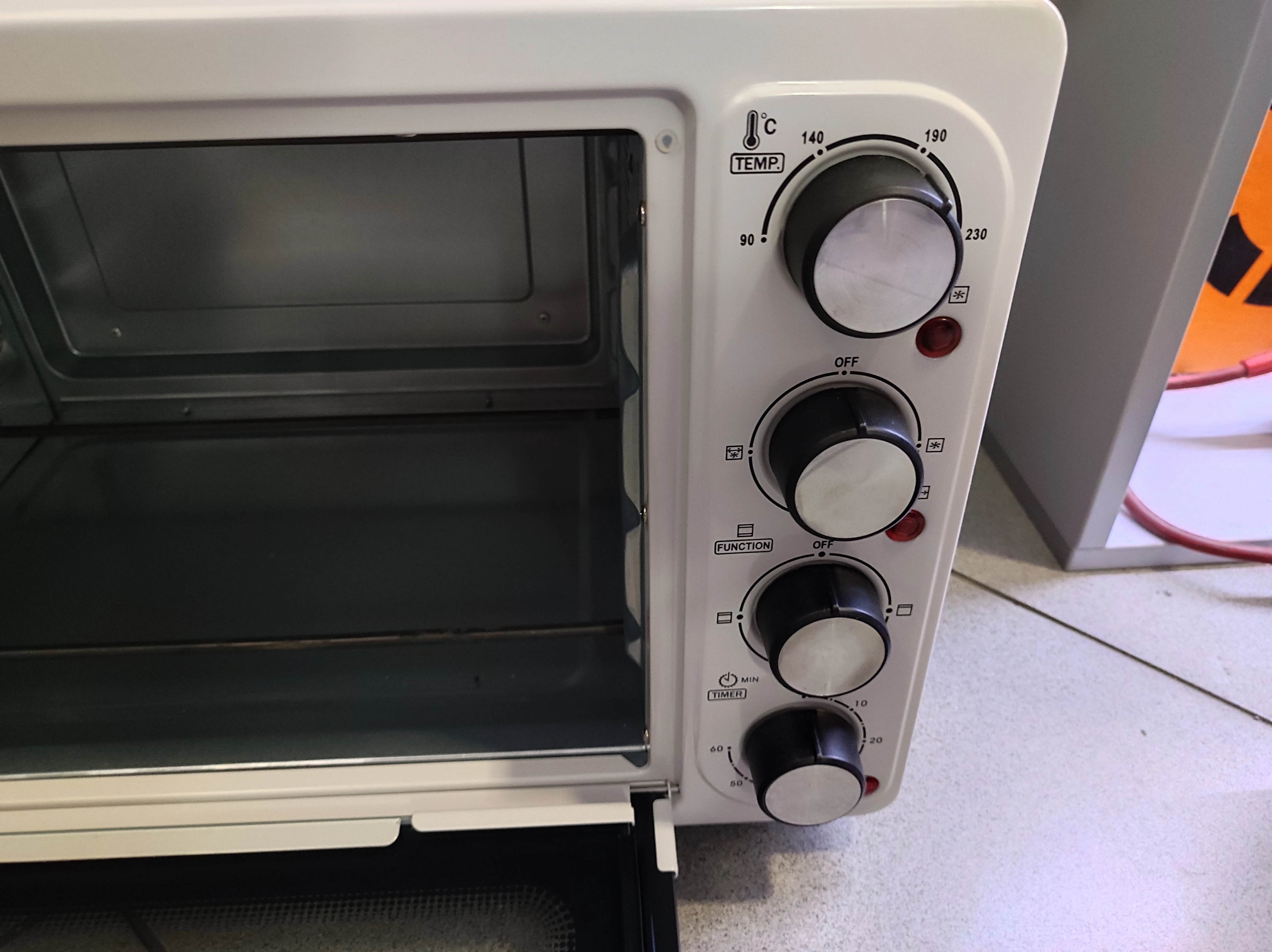 mini-piekarnik-adler-ad-6001-35-l-bialy-moc-1500