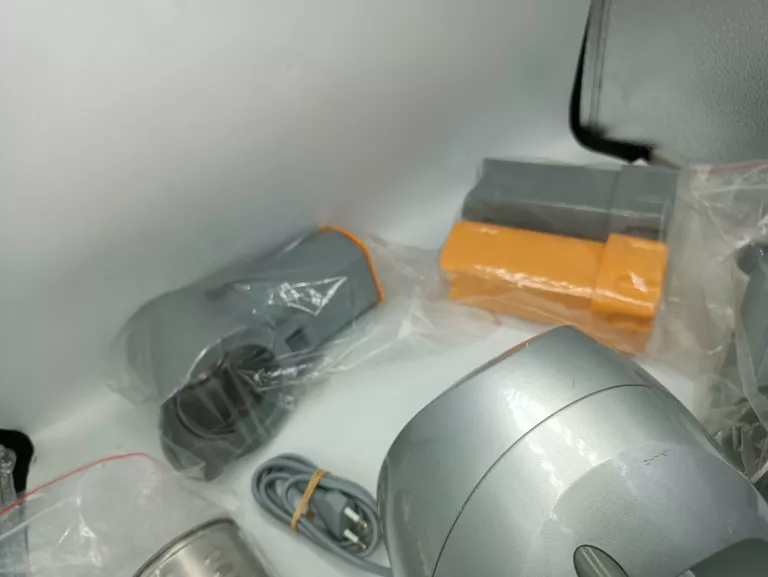 MASZYNKA DO MIĘSA ZELMER ZMM1189X Z SZATKOWNICĄ