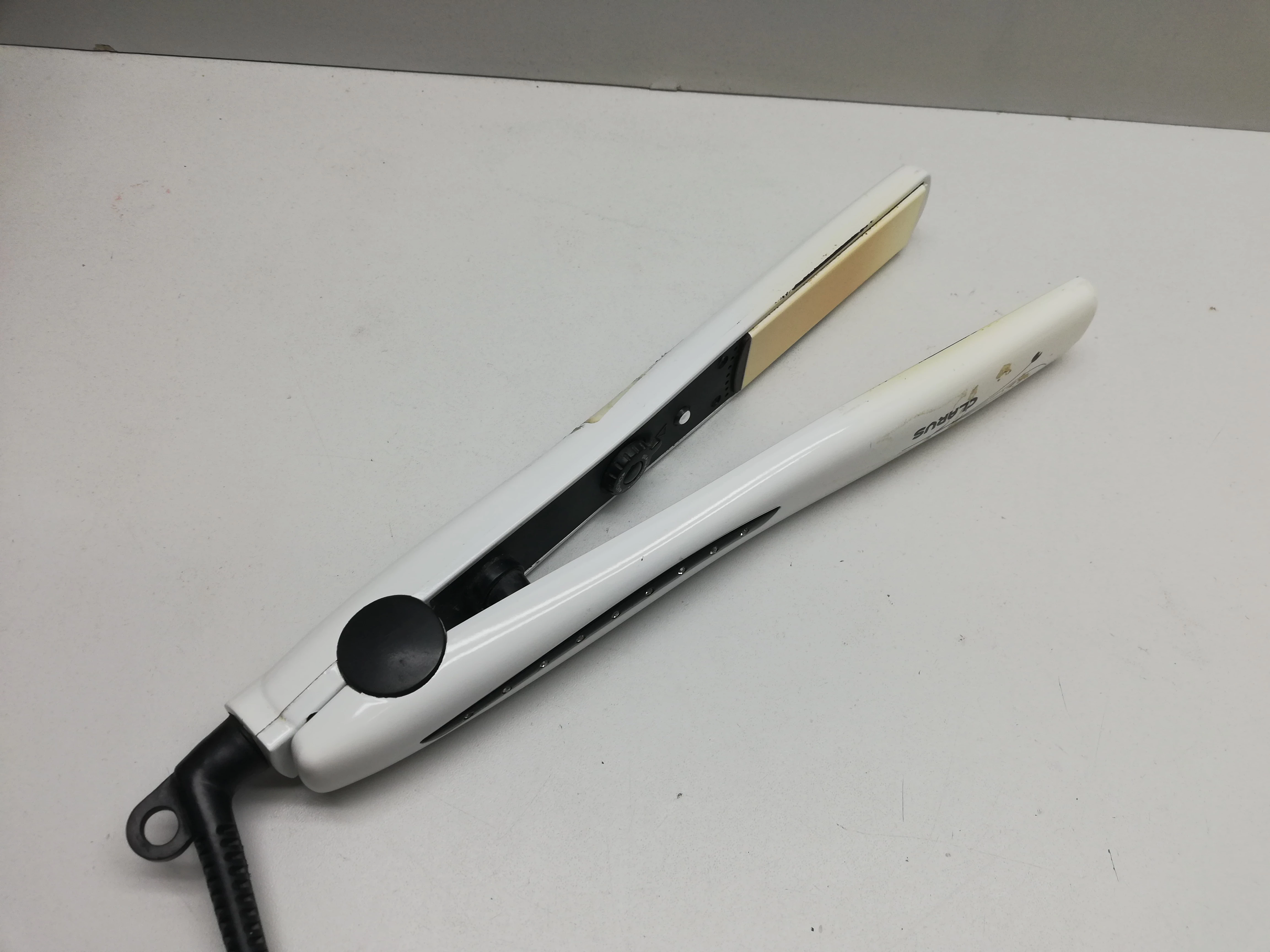 prostownica-clarus-hs-5337-typ-prostownica