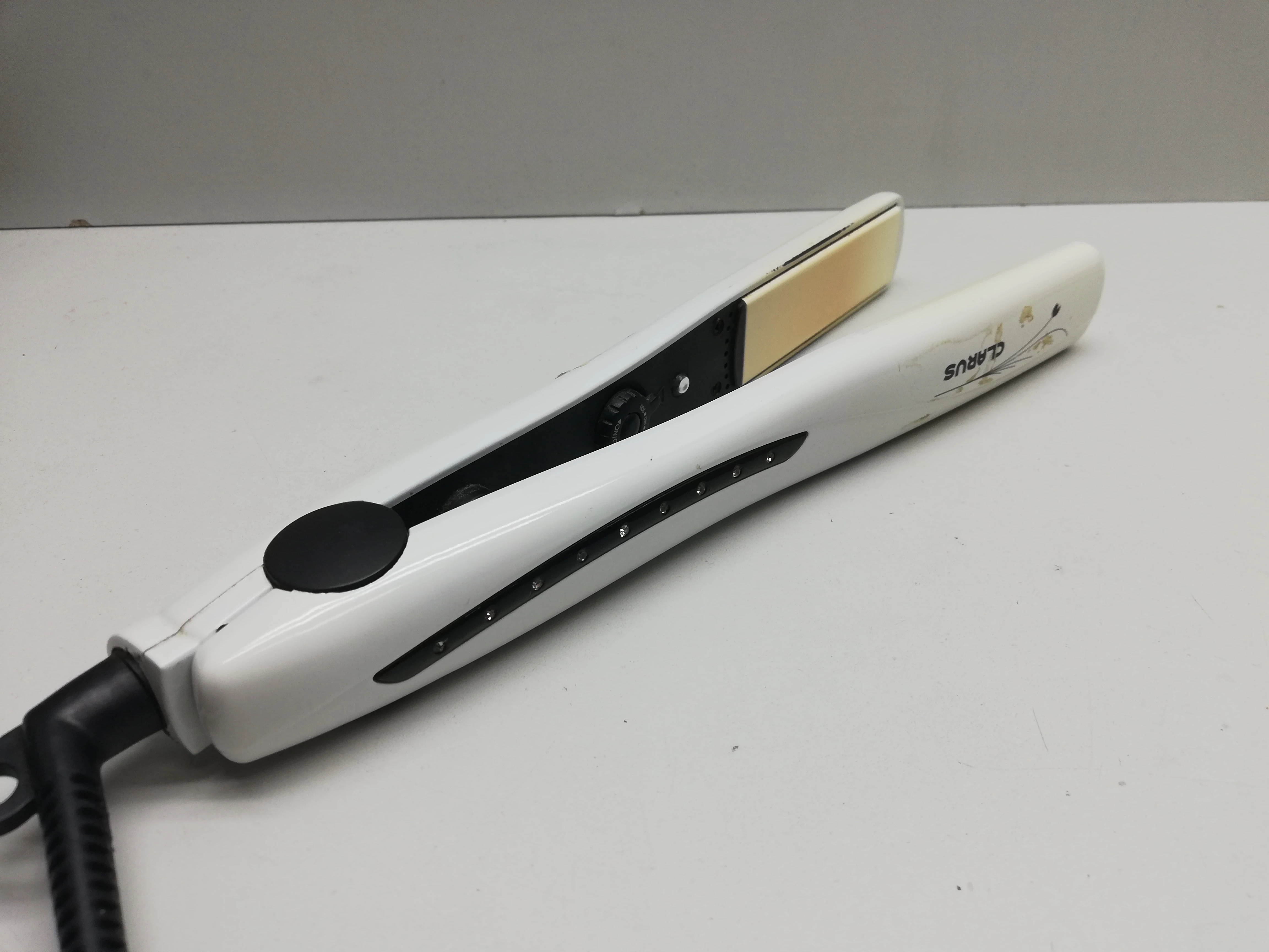 prostownica-clarus-hs-5337-stan-uzywany