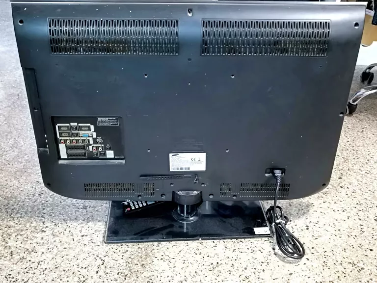 TELEWIZOR SAMSUNG LE32B550A5W