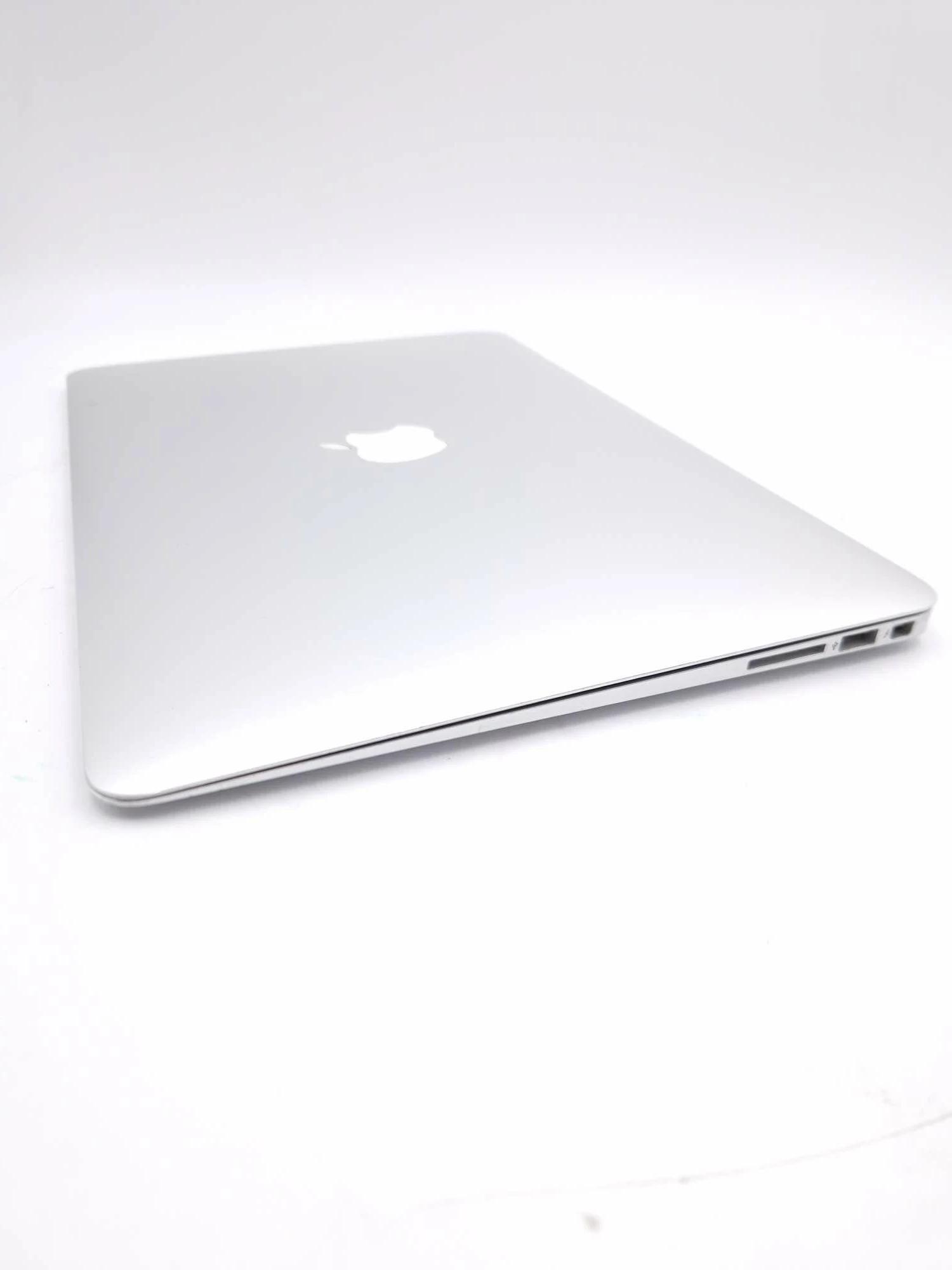 laptop-macbook-air-przekatna-ekranu-116