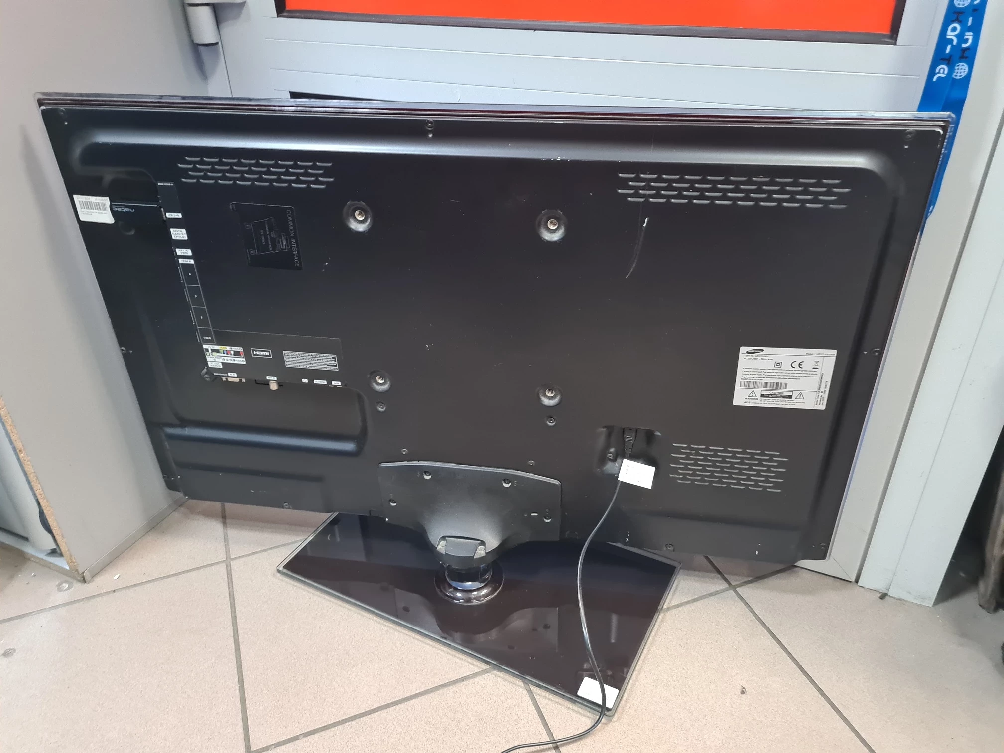 telewizor-samsung-ue37d5500-full-hd-led-typ-telewizora-led